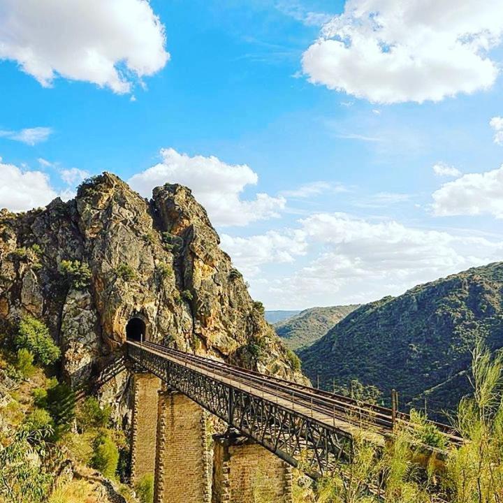Camino De Hierro Villa Bermellar Exteriör bild